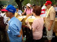 0826rally_229.JPG (117518 bytes)