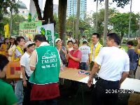 0826rally_250.JPG (141964 bytes)