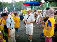 0826rally_257.JPG (154250 bytes)