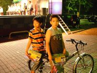 0909_031.JPG (131029 bytes)