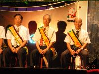 0909_034.JPG (112967 bytes)