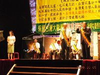 0909_057.JPG (128919 bytes)