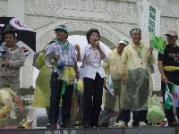 0916_0023.JPG (107060 bytes)