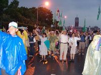 0916_0108.JPG (125514 bytes)