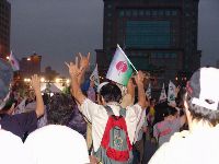 0916_0111.JPG (96391 bytes)