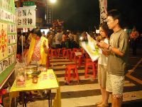 0917report_0069.JPG (122889 bytes)