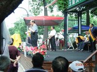 0923_027.JPG (136953 bytes)