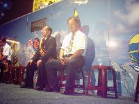 0923_005.JPG (109157 bytes)