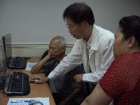 0923computer_004.JPG (84789 bytes)