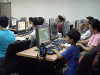 0923computer_008.JPG (83648 bytes)