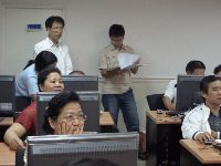 0923computer_010.JPG (77192 bytes)