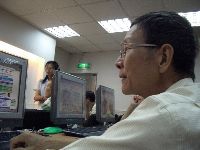 0923computer_012.JPG (84698 bytes)