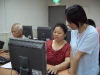 0923computer_024.JPG (79759 bytes)