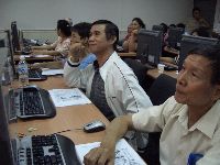 0923computer_039.JPG (99145 bytes)