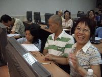 0923computer_040.JPG (96353 bytes)