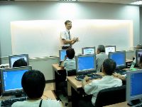 0923computer_053.JPG (78543 bytes)