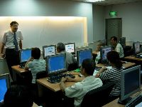 0923computer_055.JPG (87938 bytes)