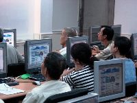 0923computer_061.JPG (99453 bytes)