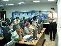 0923computer_064.JPG (117385 bytes)