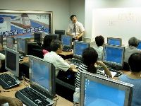 0923computer_075.JPG (113135 bytes)