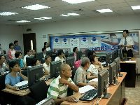 0923computer_079.JPG (118630 bytes)