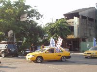 0923-228park_018.JPG (114554 bytes)