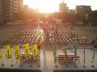 0923-228park_024.JPG (107860 bytes)