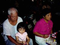 0929-1_041.JPG (89304 bytes)