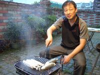 0930moon_015.JPG (111690 bytes)