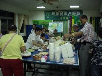 0930moon_025.JPG (91819 bytes)