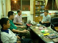 0930moon_063.JPG (125393 bytes)