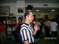 0930moon_064.JPG (98169 bytes)