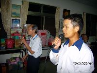 0930moon_070.JPG (99509 bytes)