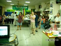 0930moon_081.JPG (119800 bytes)