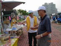 0930DPP_041.JPG (122148 bytes)