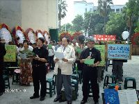 1010_030.JPG (143849 bytes)