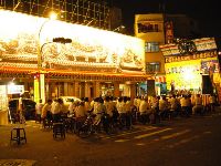 1013_001.JPG (139576 bytes)