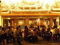 1013_002.JPG (145712 bytes)