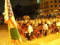 1013_004.JPG (130683 bytes)