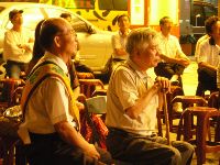 1013_011.JPG (125255 bytes)