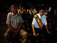 1014-1_037.JPG (94000 bytes)