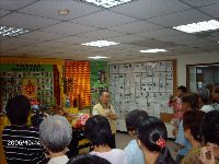 1014_010.JPG (130024 bytes)