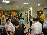 1014_069.JPG (70206 bytes)