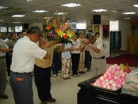 1014_081.JPG (62538 bytes)