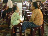 1015_003.JPG (113981 bytes)