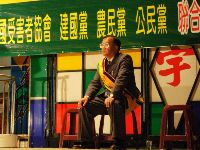 1015_007.JPG (128038 bytes)