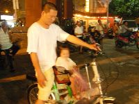 1015_012.JPG (104065 bytes)