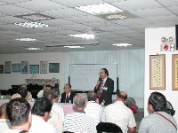 1022_001.JPG (63691 bytes)