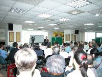 1022_010.JPG (78065 bytes)