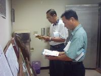 1022_064.JPG (75272 bytes)